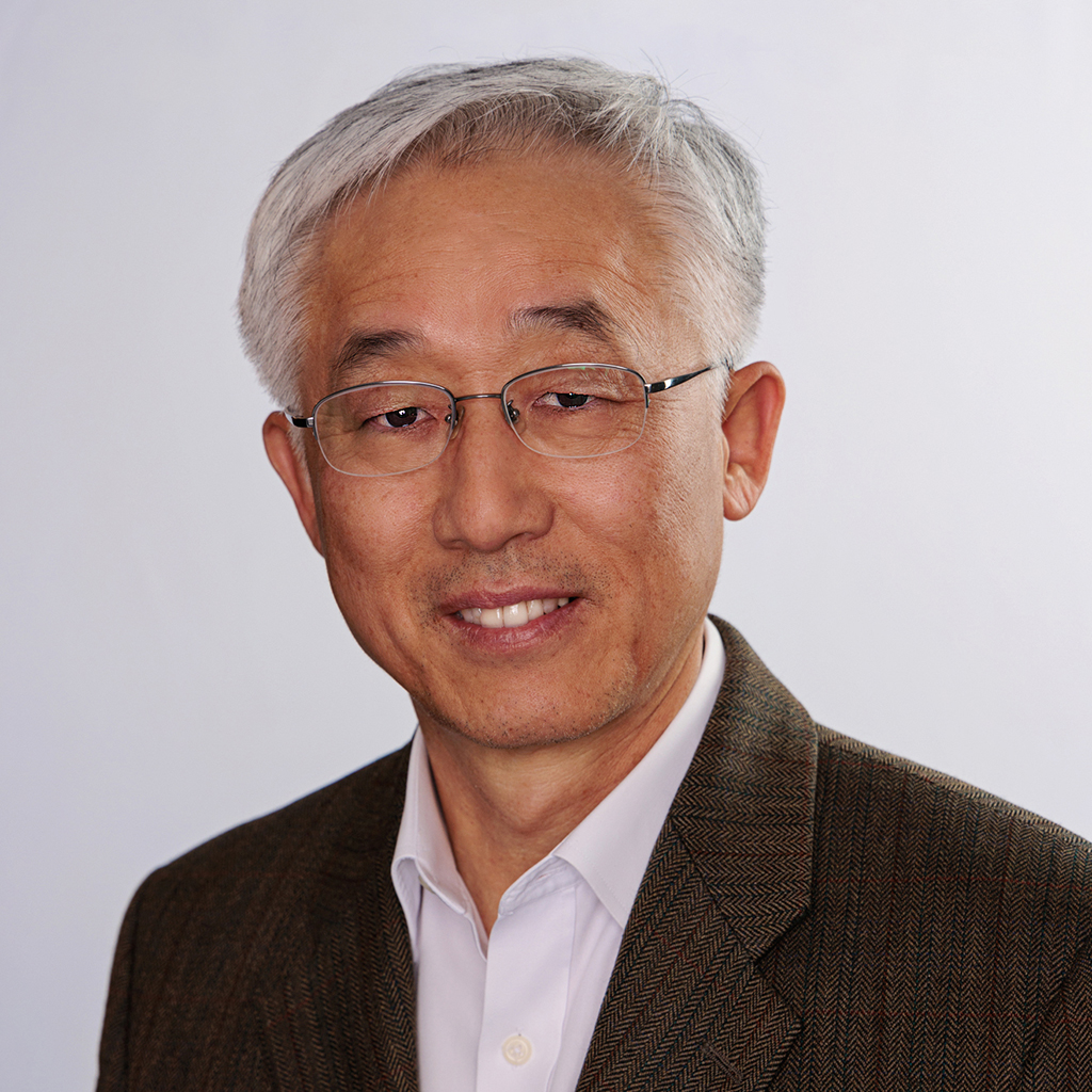 Yun K Kang a été nommé directeur financier de Superior Essex à l'ouverture de l'année civile 2022. Il compte sur de solides connaissances ainsi que sur une forte expérience en matière de finance et de direction à l'international. Auparavant, il a occupé le poste de contrôleur pour LG Chem America dans le New Jersey pendant près de vingt ans. Il a également été directeur financier de LG Hausys America entre 2010 et 2015, puis PDG de LG Miso Finance à Séoul (Corée du Sud) de 2017 à 2021. Il est titulaire d'une licence de l'université nationale de Séoul.
